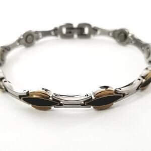 New stainless steel magnetic bracelet‎ 7.5 inches